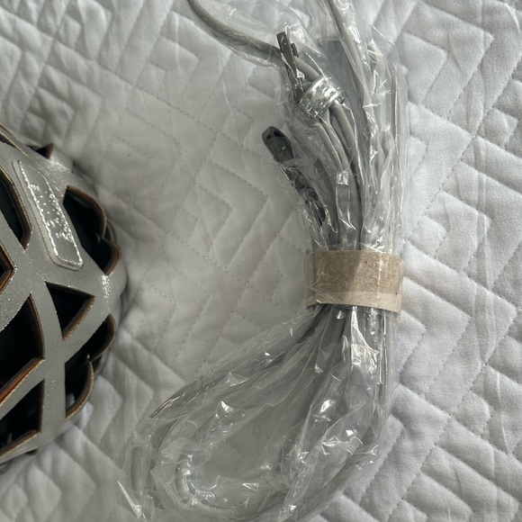 Jeanne Lottie vegan crossbody bag - Picture 5 of 11